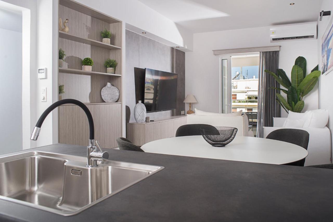 Urban Chic Luxury At The City Center Kalamata Eksteriør billede