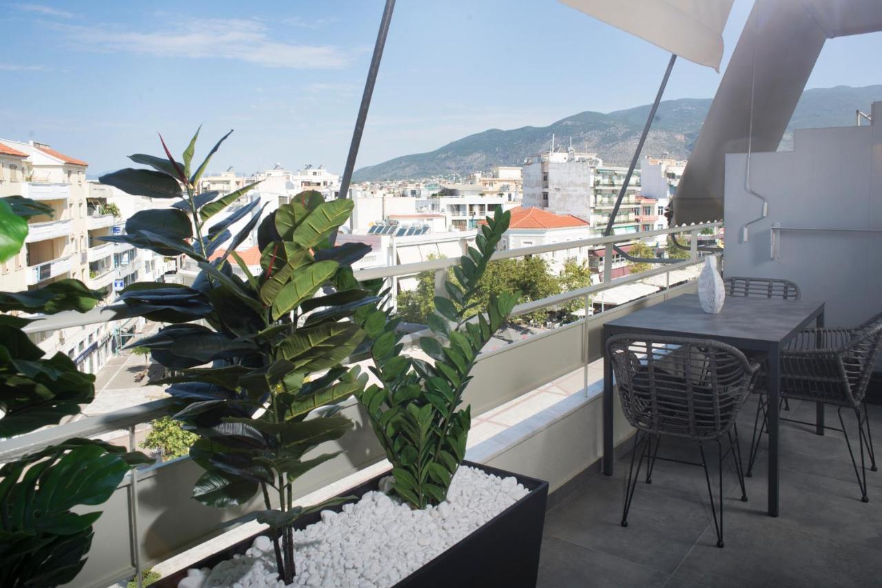 Urban Chic Luxury At The City Center Kalamata Eksteriør billede